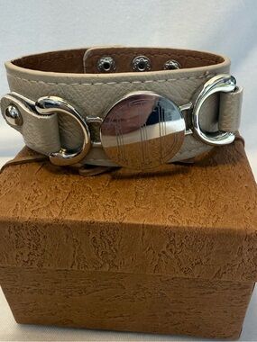 GUC Beige Leather Bracelet w/Silver Accents & TLT Monogrammed Initials in Center